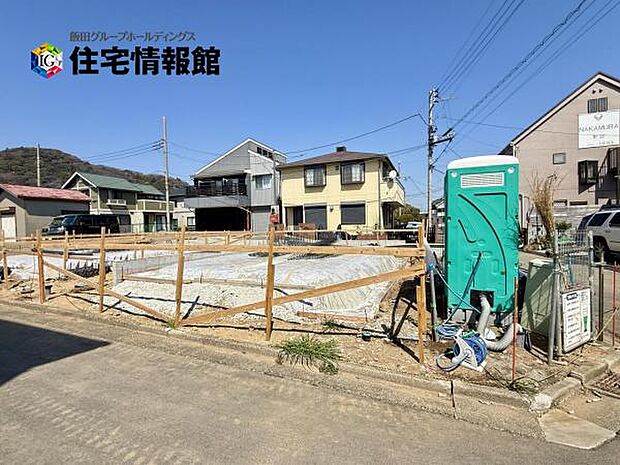 セカンドカーにも便利な駐車2台可能です。