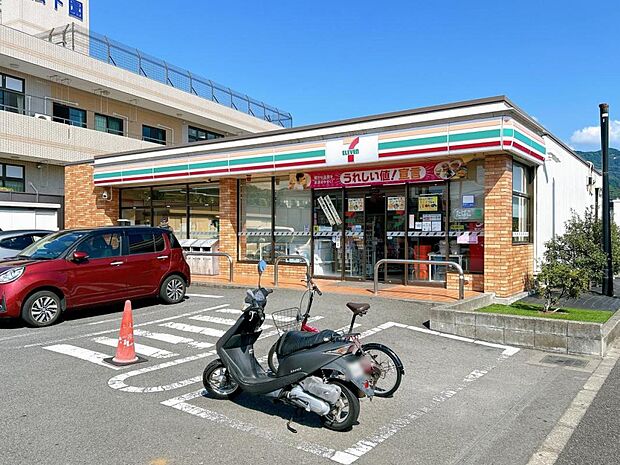 セブン-イレブン 秦野戸川店まで約1210m（徒歩16分）