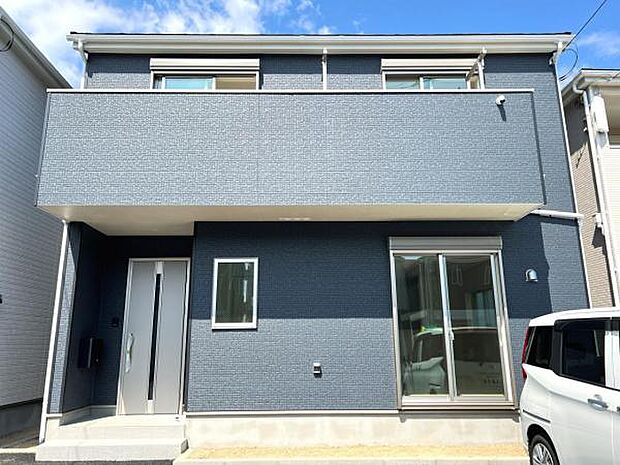 間取はファミリーにもおすすめ4LDK＋タタミコーナーの新築戸建です。