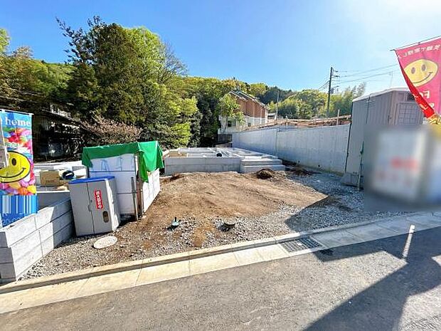 セカンドカーにも便利な駐車2台可能です。