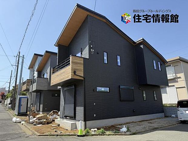 セカンドカーにも便利な駐車2台可能です。