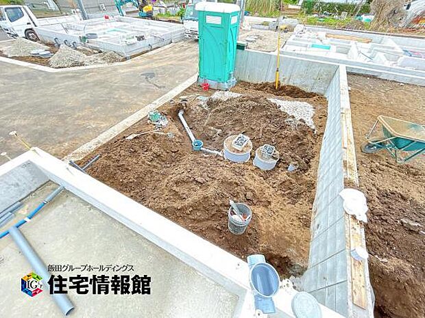 セカンドカーにも便利な駐車2台可能です。