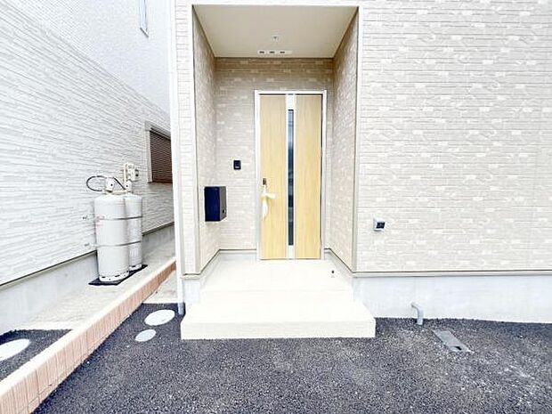 いつも気持ちよくご家族を迎えられる玄関です。