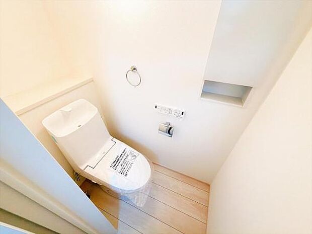 ほっと安らげるトイレ空間です。