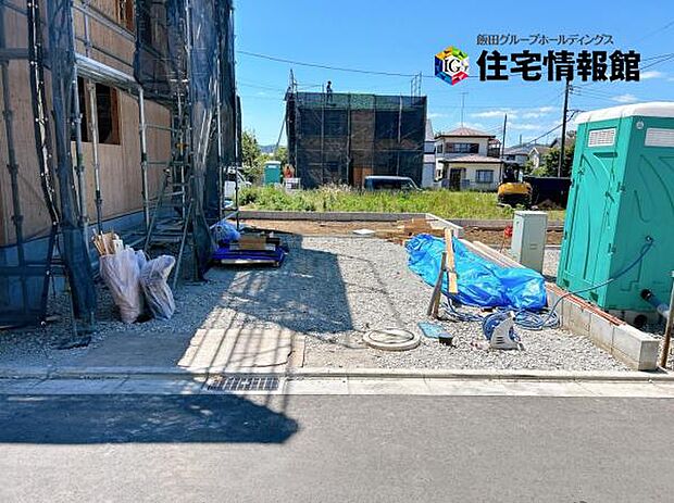 3台駐車可能なので、ご家族で複数台所有する際や来客時に役立ちます。
