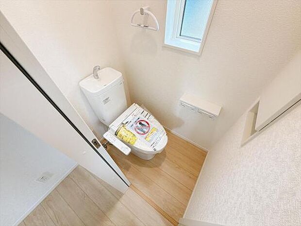 ほっと安らげるトイレ空間です。