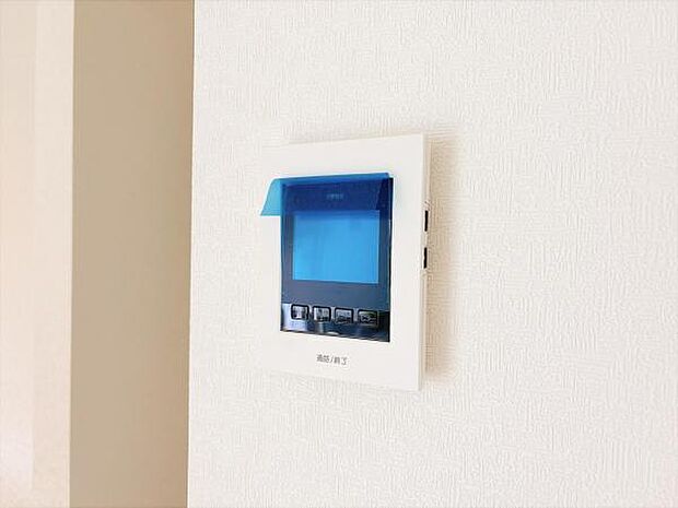 訪問者を確認できるTVモニター付きインターフォンです。