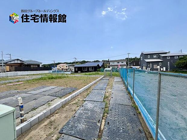 セカンドカーにも便利な駐車2台可能です。