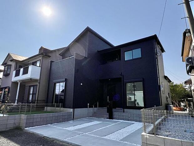 間取はファミリーにもおすすめ4LDKの新築戸建です。