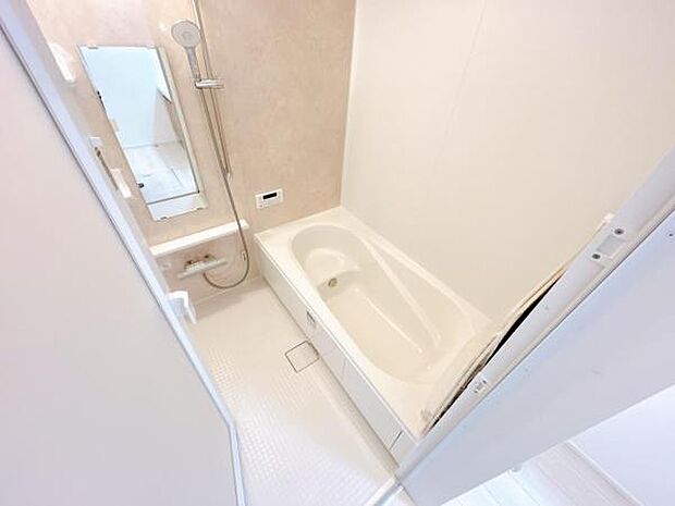 お風呂でほっとひといき。1日の疲れを癒しましょう。