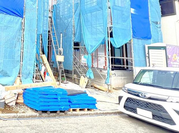 駐車場ももちろん完備しておりますのでお車所有の方にも心強いです。