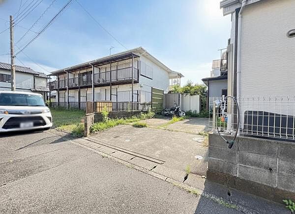 駐車場ももちろん完備しておりますのでお車所有の方にも心強いです。