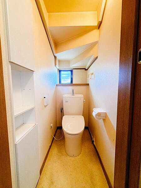 ほっと安らげるトイレ空間です。