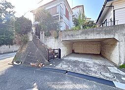 神奈川県伊勢原市沼目2丁目