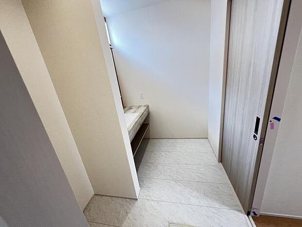 脱衣所は小さなお子様がいるご家庭にも重宝されます。