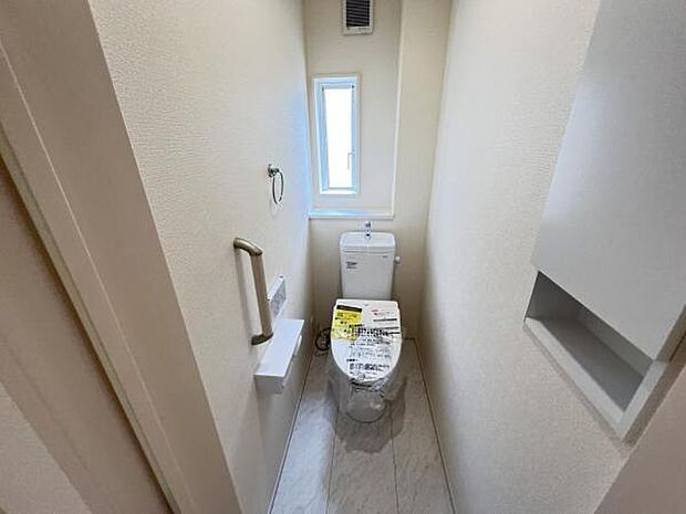 ほっと安らげるトイレ空間です。