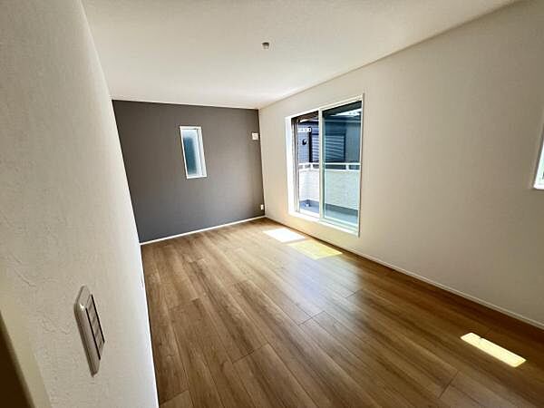 寝室を拡大表示