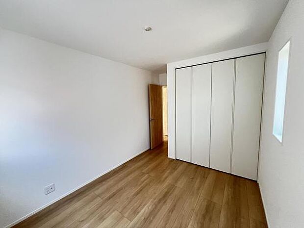子供部屋にもちょうど良い大きさのお部屋です。