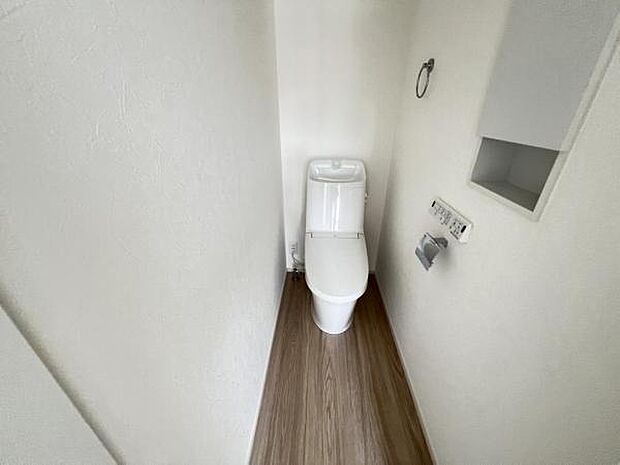 ほっと安らげるトイレ空間です。