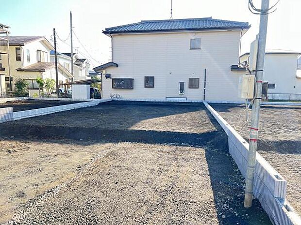 駐車場ももちろん完備しておりますのでお車所有の方にも心強いです。