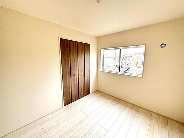 子供部屋にもちょうど良い大きさのお部屋です。
