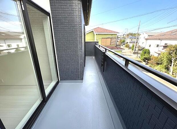 お洗濯ものを気持ち良く太陽の光で干せるのが嬉しいですね。