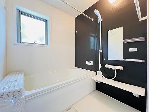 お風呂でほっとひといき。1日の疲れを癒しましょう。