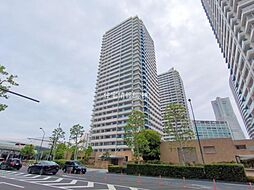 M．M．TOWERS　the　East