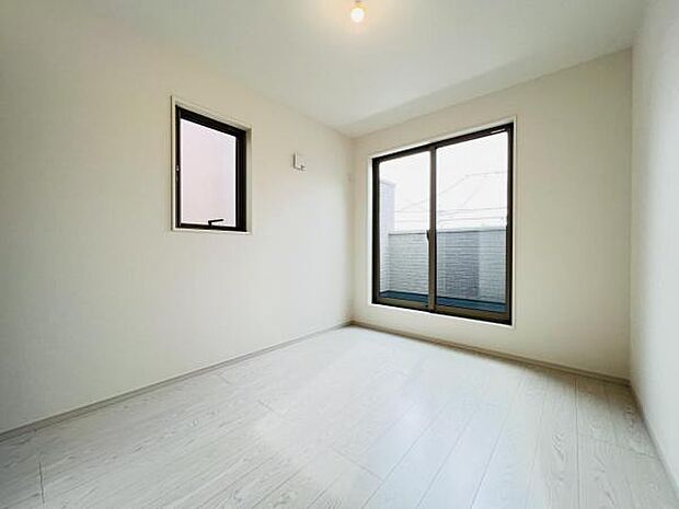 洋室5.0帖(バルコニー付)