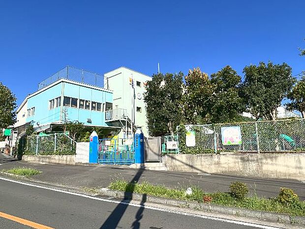 白根幼稚園まで約710m(徒歩9分)