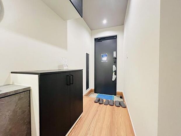 いつも気持ちよくご家族を迎えられる玄関です。