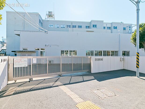 横浜市立葛野小学校まで約280m（徒歩4分）