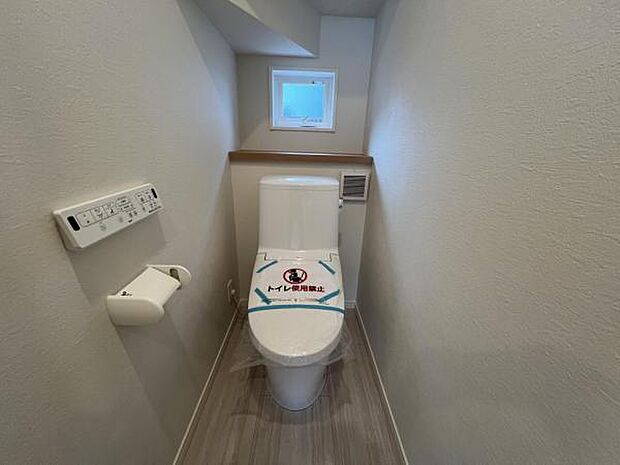 ほっと安らげるトイレ空間です。