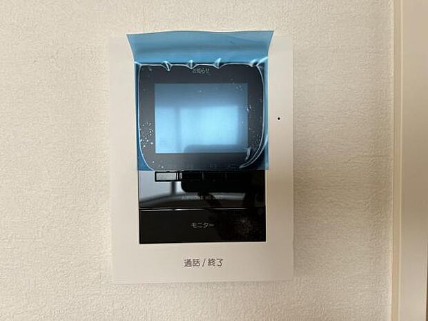 訪問者を確認できるTVモニター付きインターフォンです。