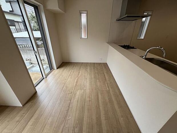 ご家族の温かい時間を演出するダイニングスペースです。