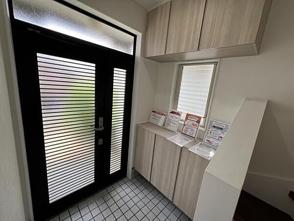 いつも気持ちよくご家族を迎えられる玄関です。