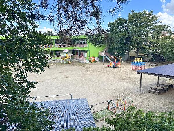 つくの幼稚園まで約1010m（徒歩13分）