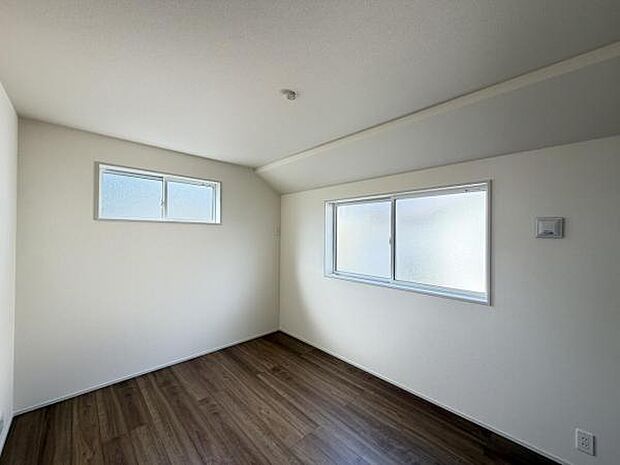 子供部屋にもちょうど良い大きさのお部屋です。