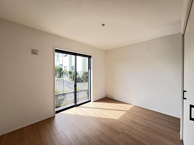 子供部屋にもちょうど良い大きさのお部屋です。