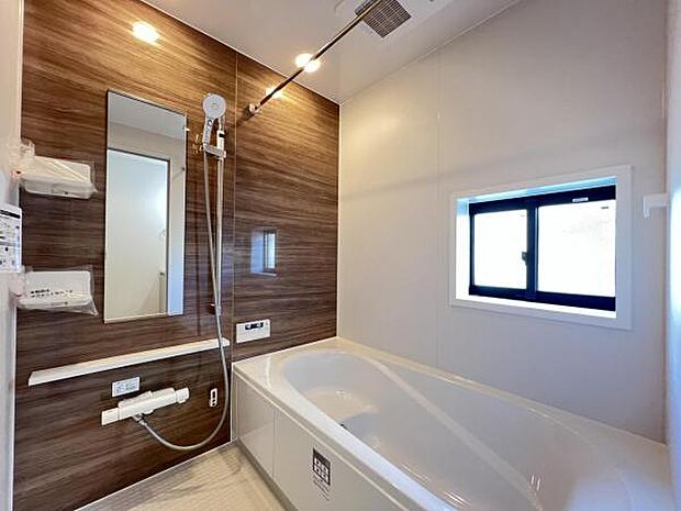 お風呂でほっとひといき。1日の疲れを癒しましょう。