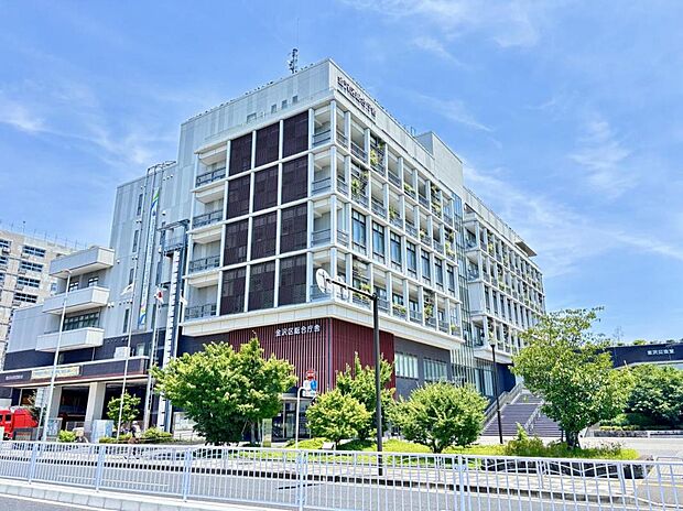 横浜市 金沢区役所まで約520m（徒歩7分）