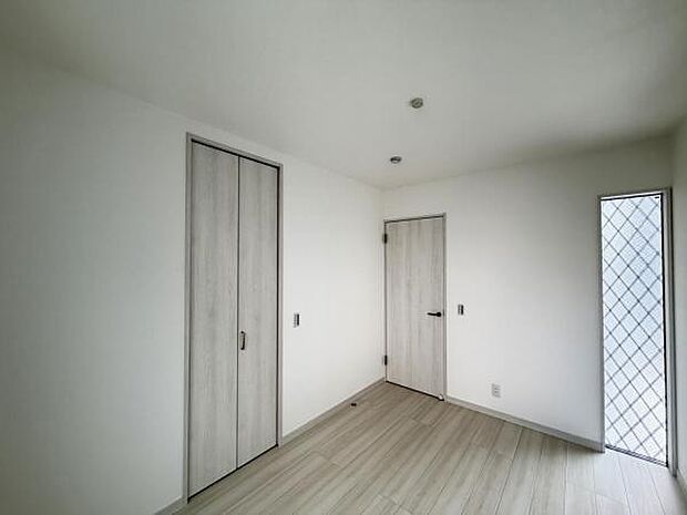 5.1帖の洋室はゲストルームとしてもお使い頂けますね。