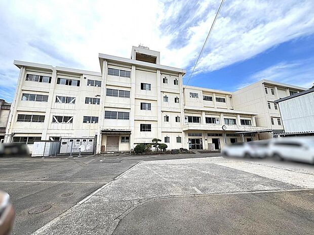 三浦市立南下浦中学校まで約960m(徒歩12分)