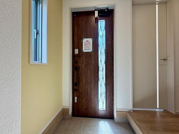 いつも気持ちよくご家族を迎えられる玄関です。