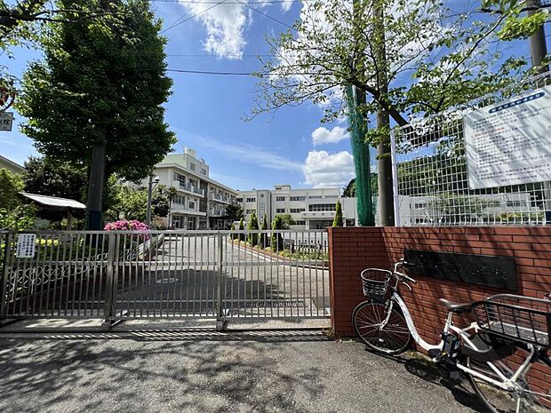 横浜市立大道小学校まで約760m(徒歩10分)