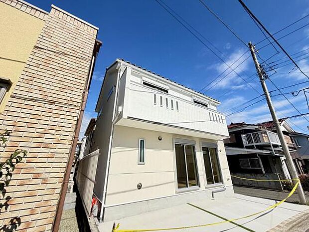 木造在来工法、間取りはファミリー向けの3SLDKの住宅です。