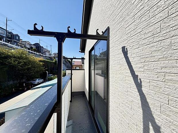 お洗濯ものを気持ち良く太陽の光で干せるのが嬉しいですね。