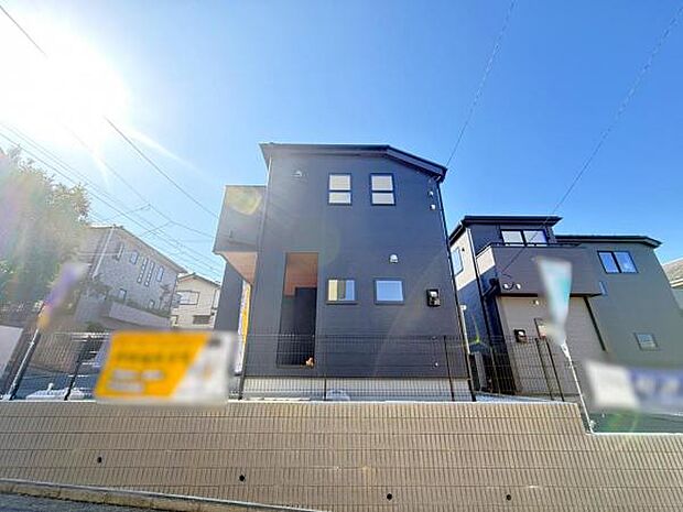 木造在来工法、間取りはファミリー向けの4LDKの住宅です。