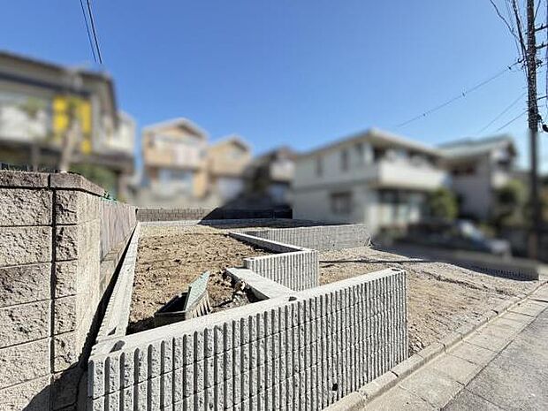 2026年3月完成予定です。