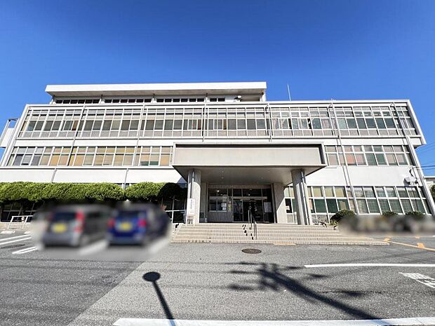 横須賀市 久里浜行政センターまで約2230m(徒歩28分)